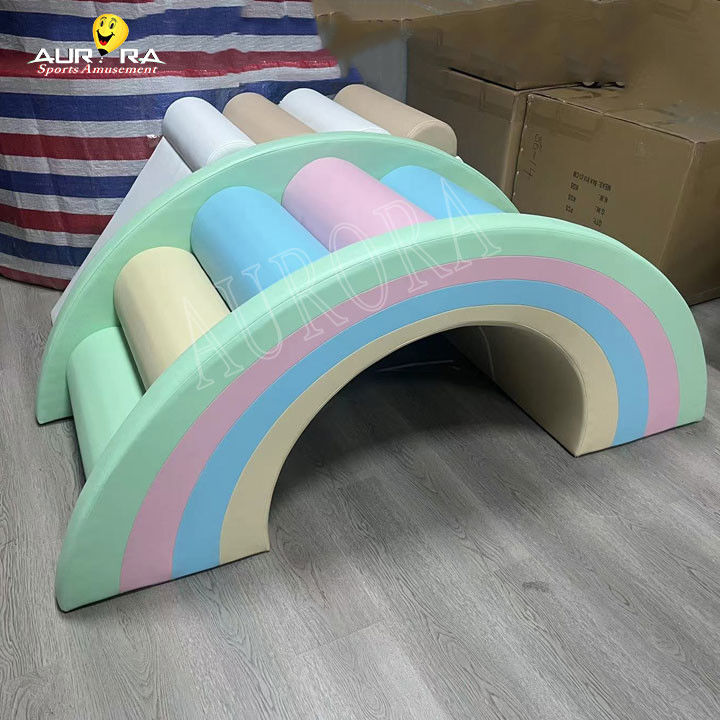 파스텔 베이비 소프트 플레이 등반 블록 파티 임대용 사용자 지정 소프트 플레이 장비